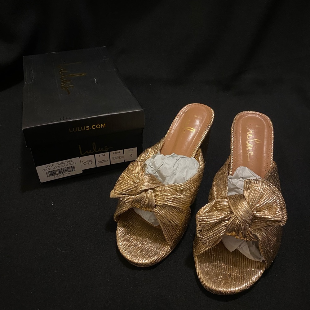 Lulu Crepe Bow Heels - gold - W9